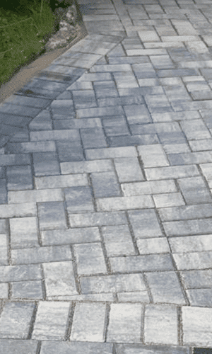 TRADITIONAL BLOCK PAVING FOR DRIVEWAYS